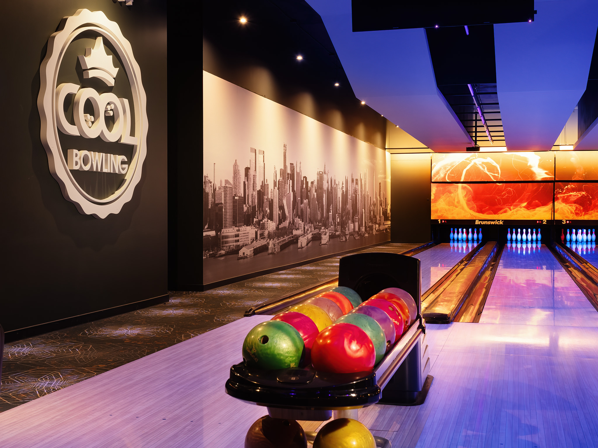 COOL BOWLING