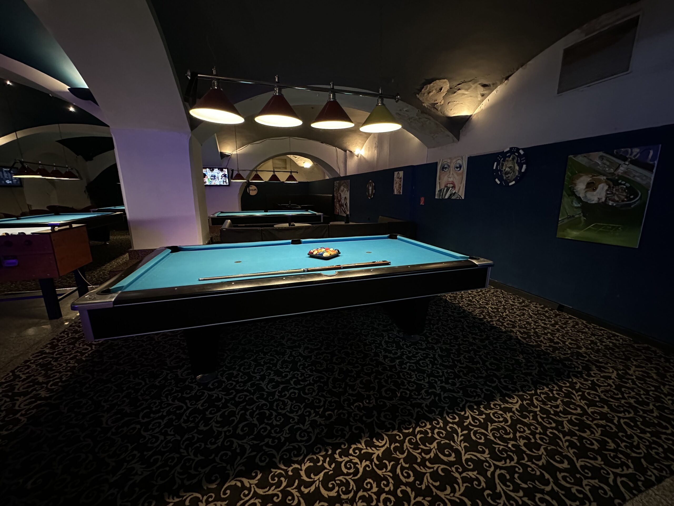 MAMUT Club - Bowling, biliard a šípky
