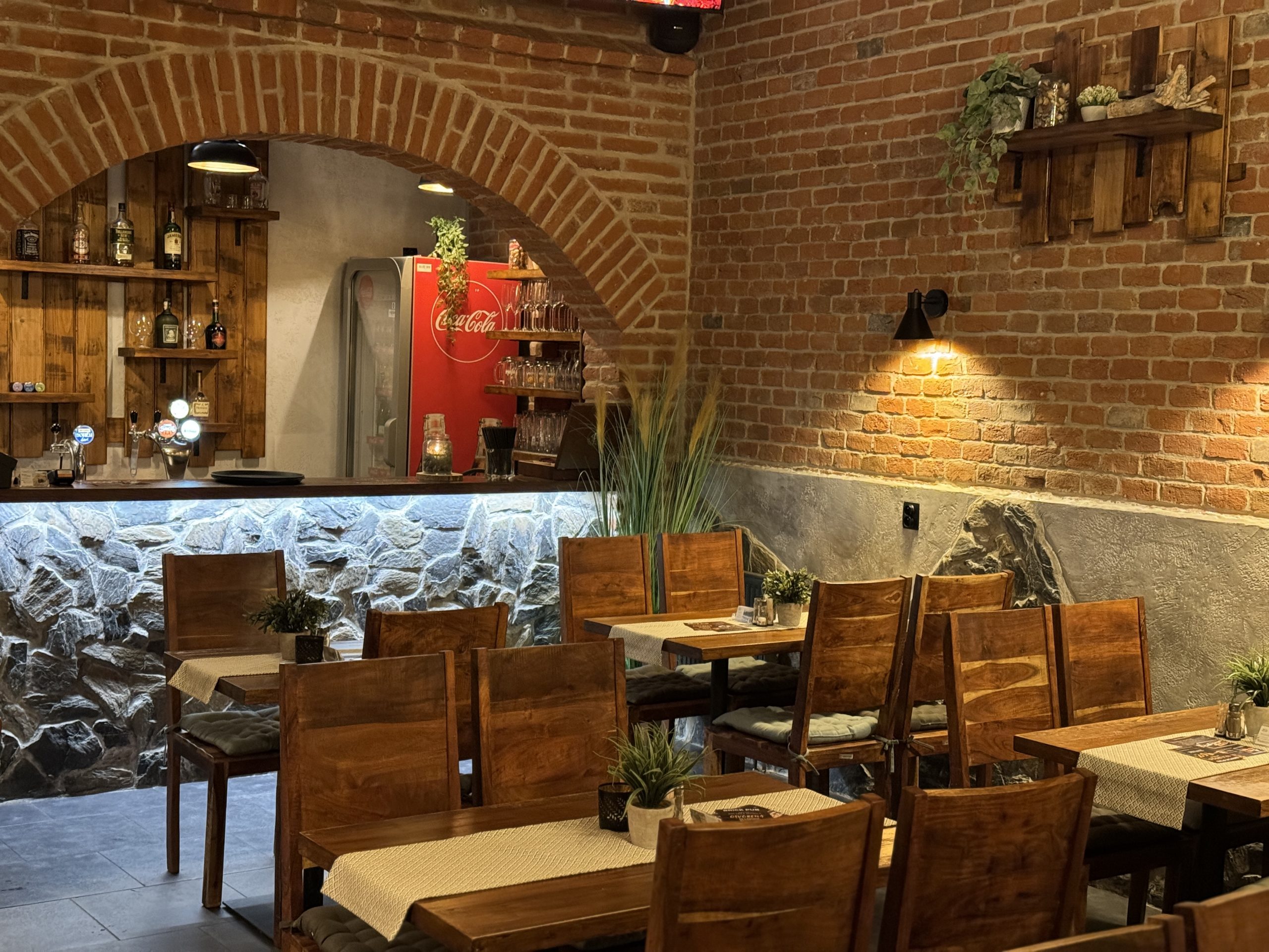 Brick Pub & Restaurant
