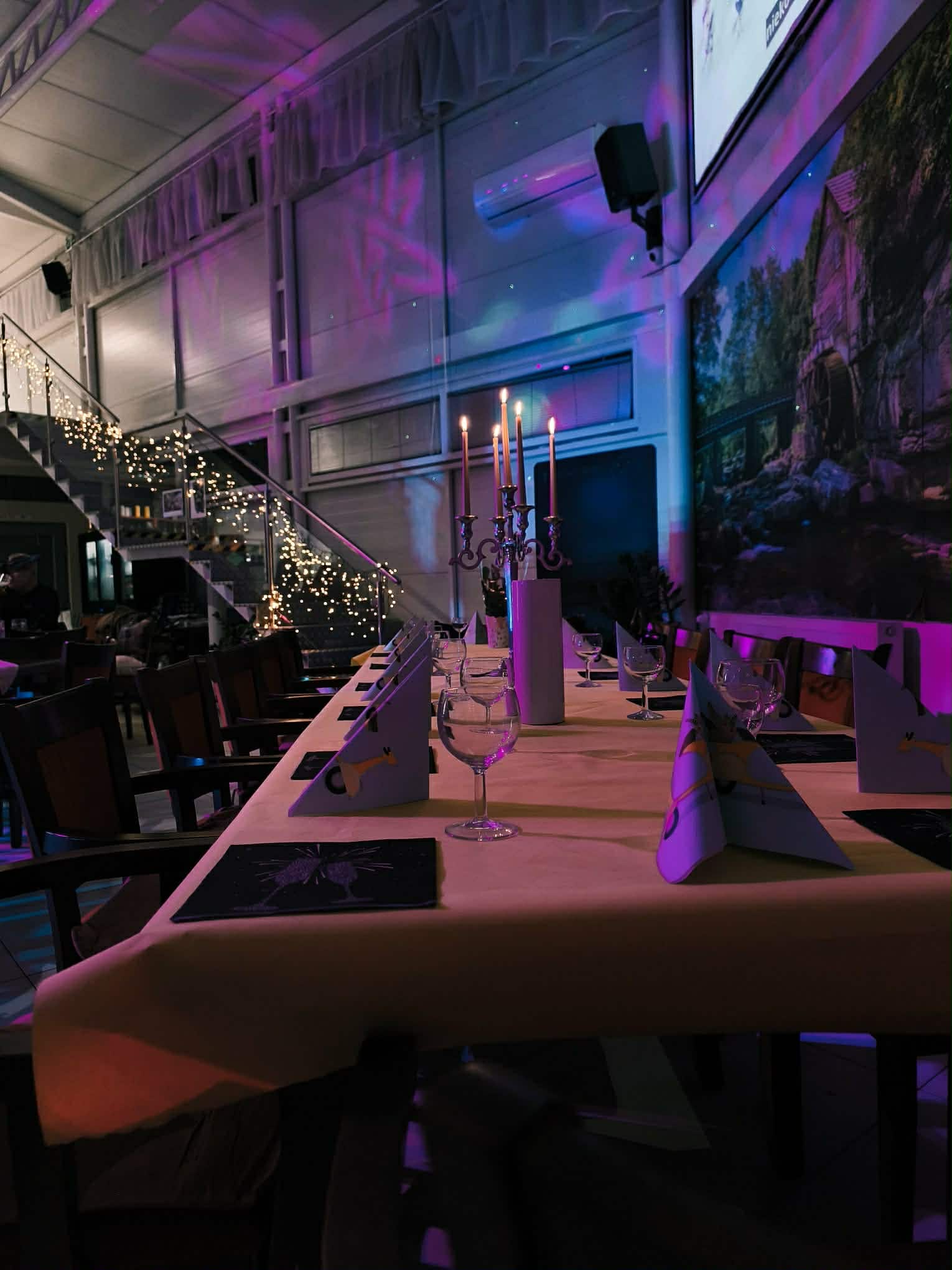 Rotoska Restaurant & Music Club