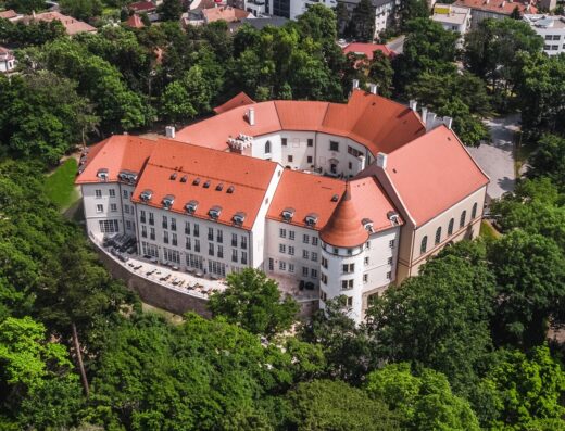 Palace Art Hotel Pezinok – Šimák Zámok Pezinok